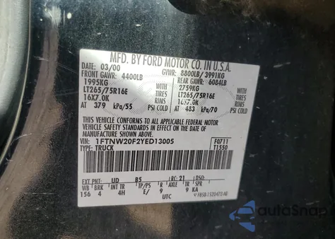 2000 Ford F250 Super Duty from USA, damaged, VIN 1FTNW20F2YED13005